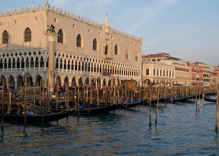 Casa Romana Venezia, Italia