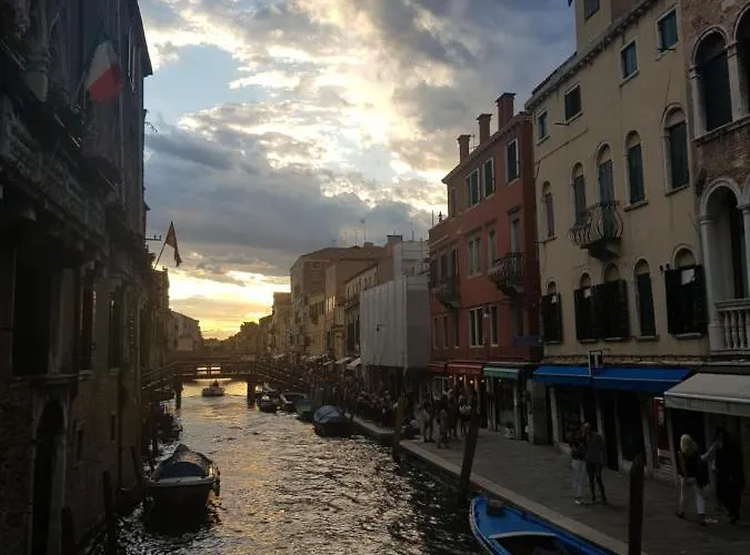 Calle Rielo Great Canal View Veneza, Itália