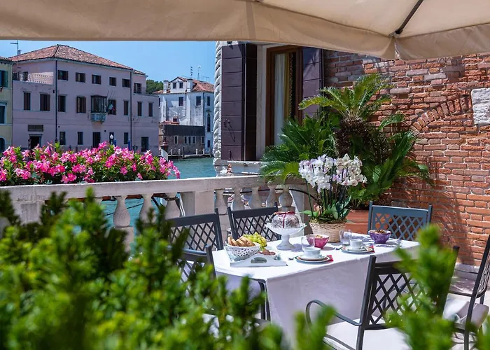Ca' Dei Cuori On The Grand Canal Venecia, Italia
