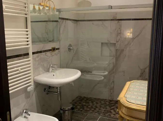 Luxury Apartment In San Marco With Canal View Venezia, Italia