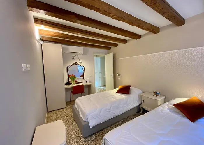 27@Rialto Apartment Venice, Italy