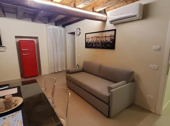 Gioiello di Venezia, Suite San Lio, Italia