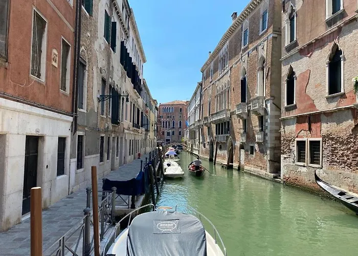 Ln Homes Venice - San Marco Canal View, Italy