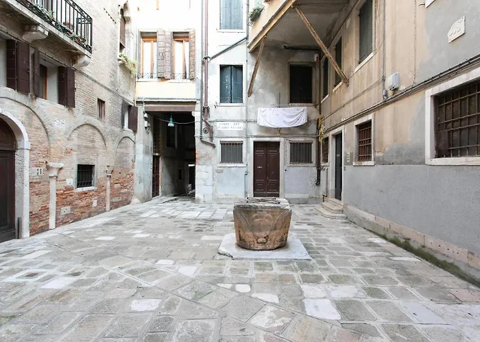 Canaletto Apartment Rialto Venice, Italy