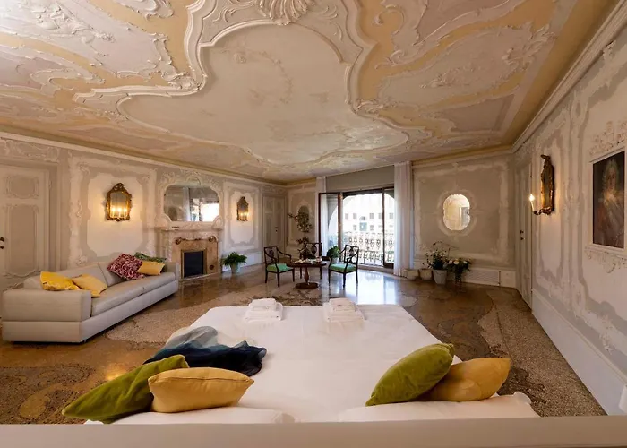 Mocenigo Grand Canal Luxury Suites Venedig, Italien