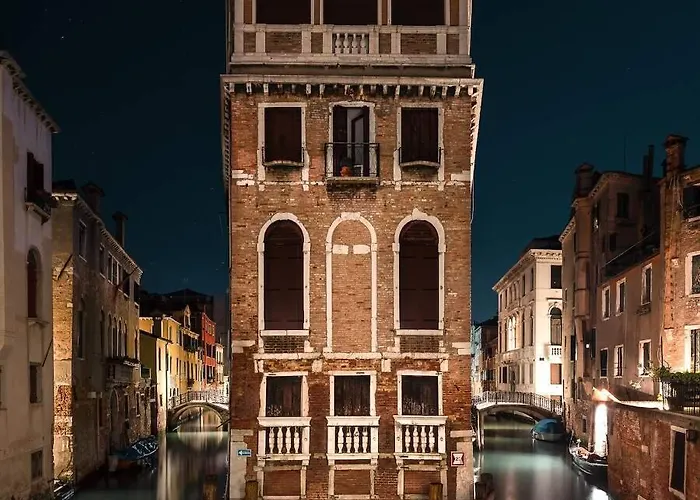 Charme Home Venice, Italy