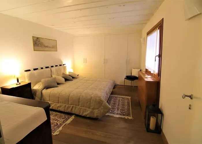 San Marco Charming Apartment With Canal View Venezia, Italia