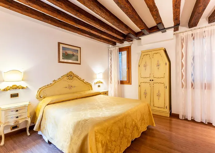 Apartamento Ca' Pinelli Venecia, Italia