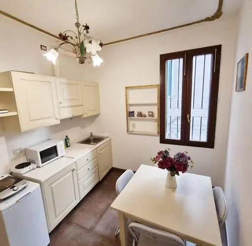 Ca'Briani Luxury - Behind S.Mark Square Venecia, Italia