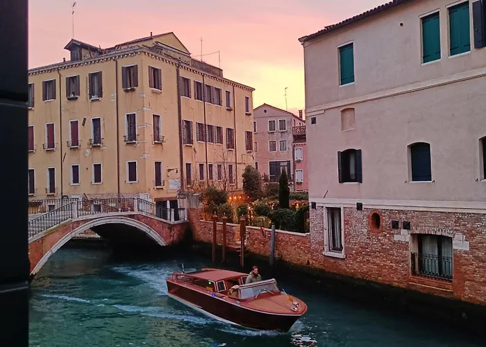 Ca' Dino Venice - Canal View, Italia
