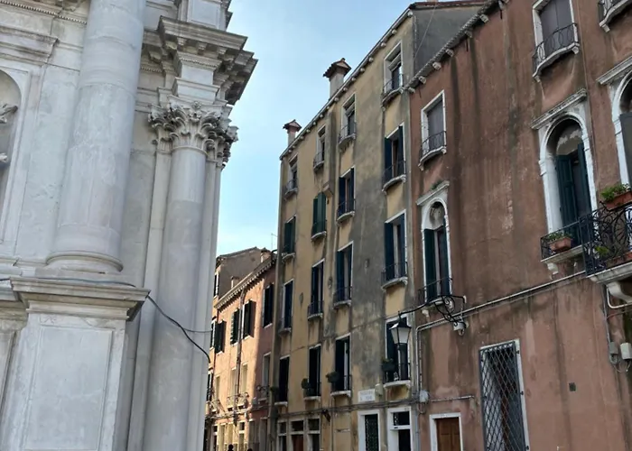 San Stae Casa Aurora Apartment Venice, Italy