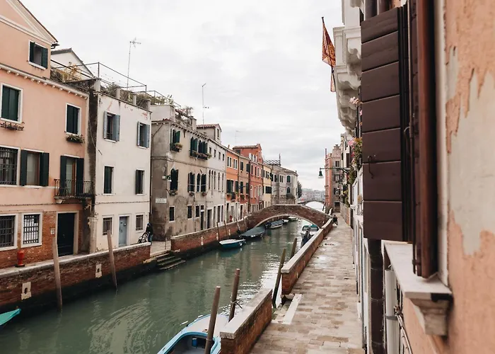 San Vio Palace Luxury Apartments Veneza, Itália