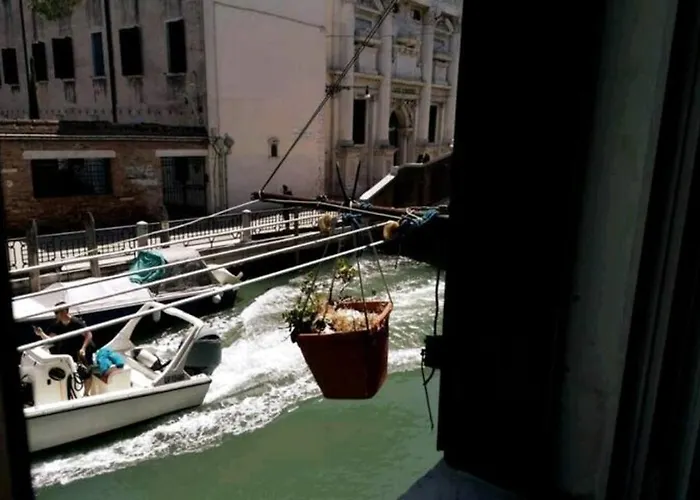 Appartamento castello 2 Venezia, Italia