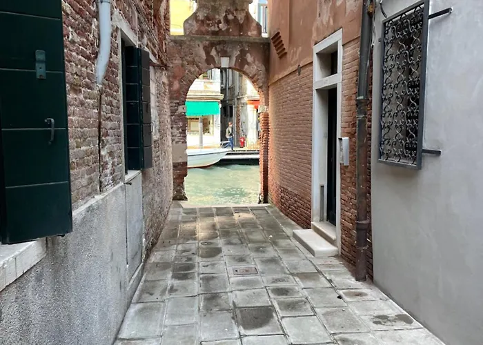 Loft For Couples Close To The Ghetto Venezia, Italia