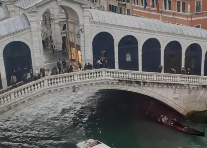 Large Top 3 Rooms Flat Central Rialto Venecia, Italia