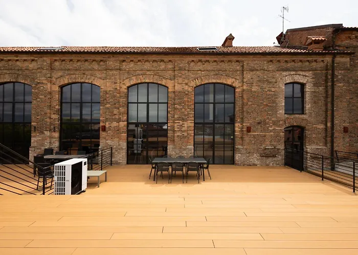 Venice Penthouse - Loft With Canal View, Italien
