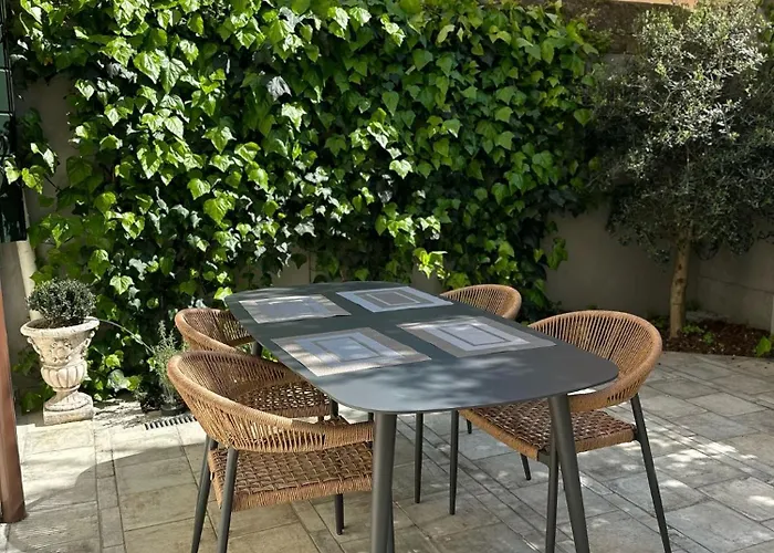 Wow Garden In The Heart Of Venice, Italy