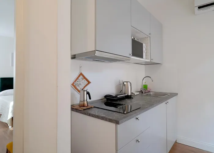 Apartment With Court Center Venice Historical Center, Italia