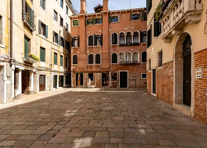 Glass House - Loft 2 Minutes To Rialto Bridge & View Venice, Italy