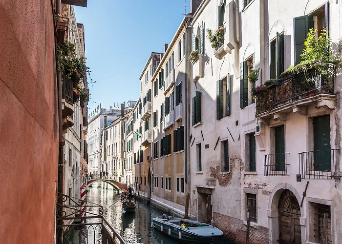Rialto Bridge Big Apt With Lift By Lionhost Venedig, Italien