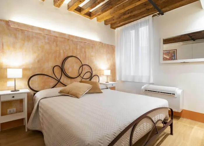 Appartamento Rialto Sant'Aponal Prestige By Wonderful Italy Venezia, Italia