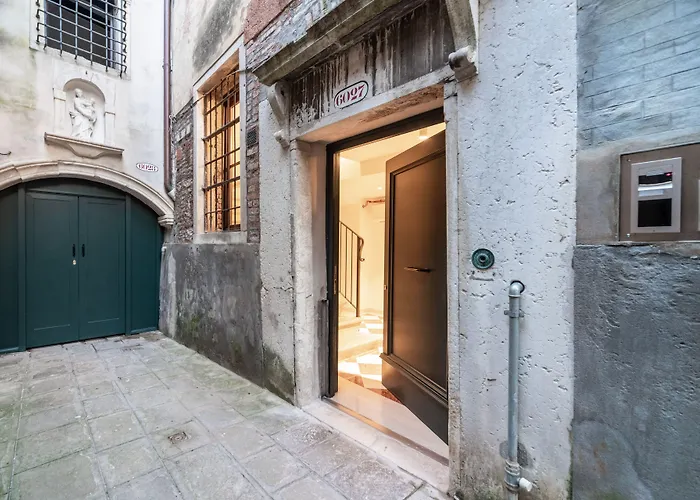 Palazzo Miracoli Apartments Venedig, Italien
