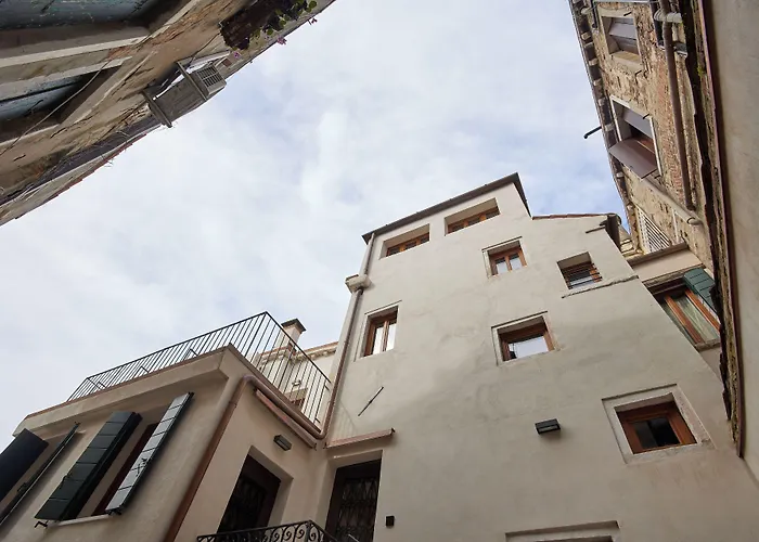 Appartamento Palazzina RIVA Venezia, Italia