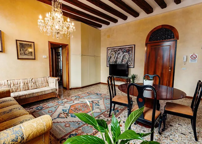 Casa Dei Pittori Venice Apartments, Italy