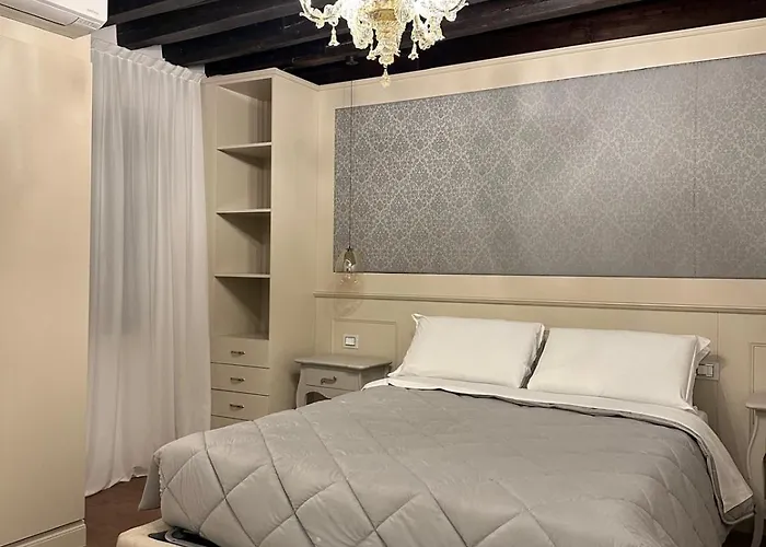 Canal View Boutique Apartment Venezia, Italia