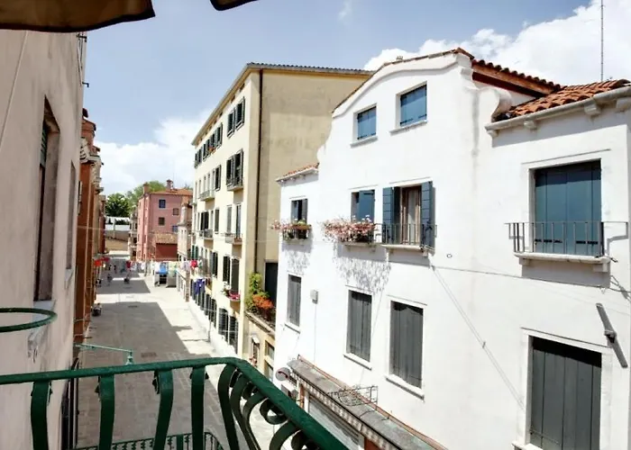 Fenix La Boheme Apartment Venice, Italy