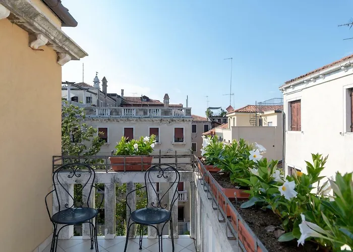 Venice Apartments San Samuele, Italy