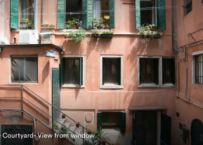 Ca' Virginia Apartment Venice, Italy