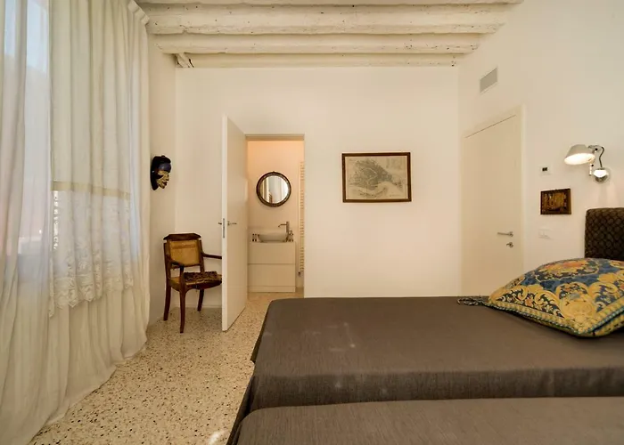 Ferienwohnung Ca' Dorina Luxury Venedig, Italien