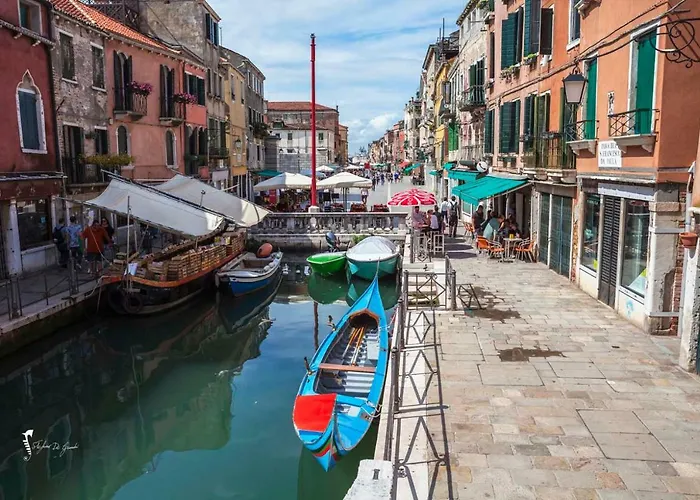 Monolocale La Corte Biennale Venedig, Italien