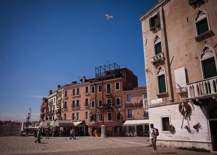 Apartamento Venezia Biennale Bianco & Rosso, Italia