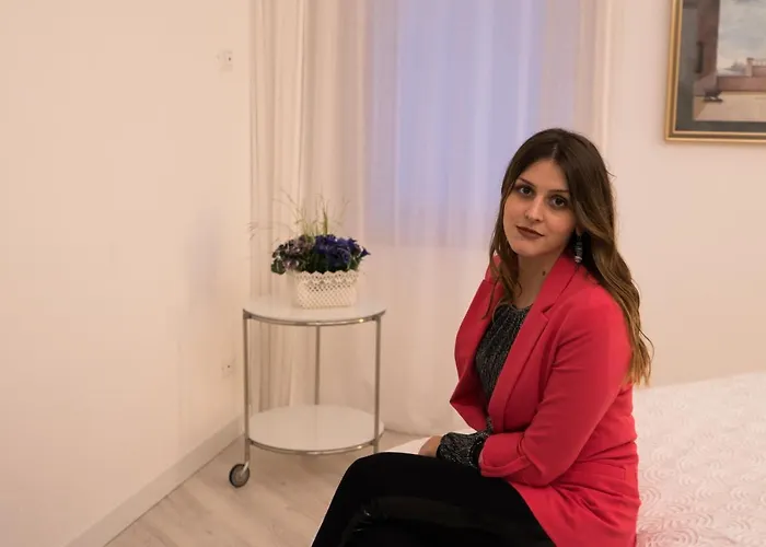 Biennale 1 & 2 , Elegant Apartments 15 Min Walk From St Marks Square - Venice Heaven Apartments Collection, Italy