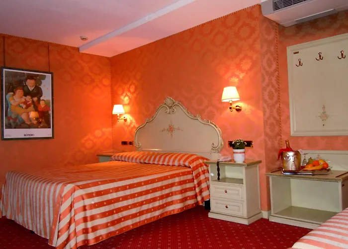 Hotel Lux