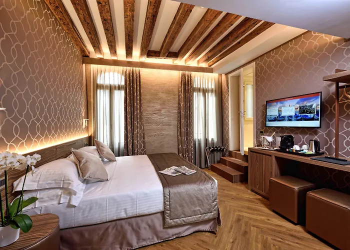 Rosa Salva Hotel